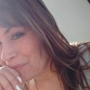 Meet your Posher, Yvette